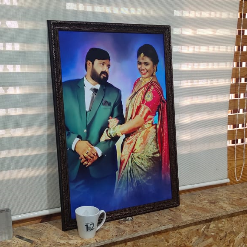 Couple Portrait Photo Frame