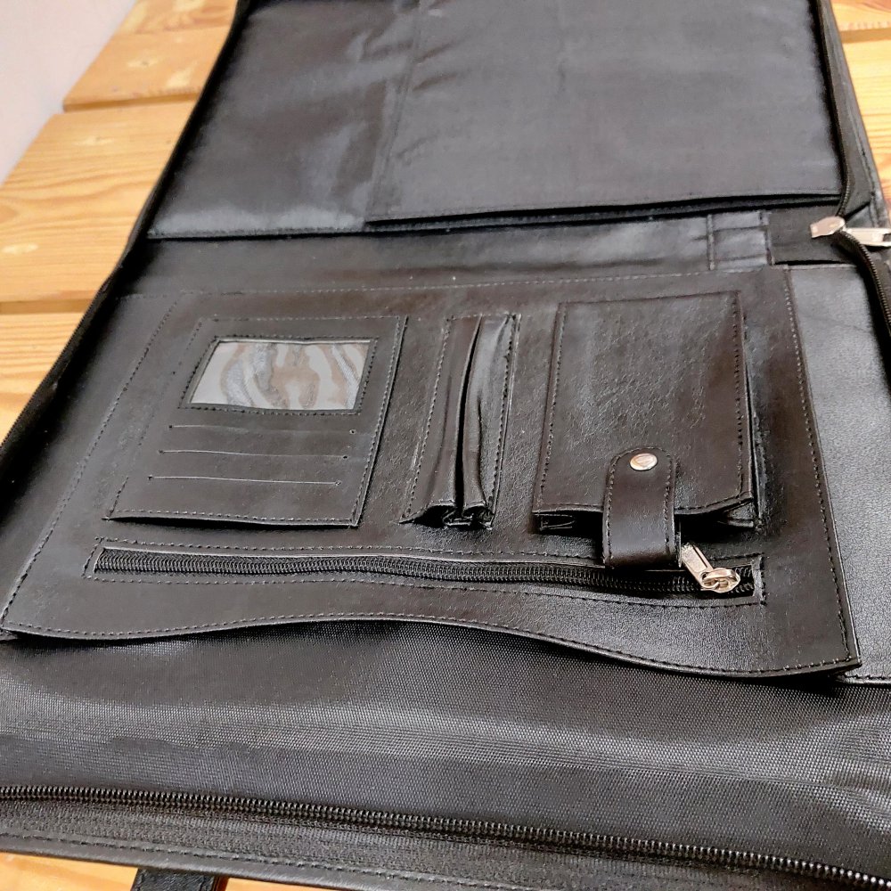 Folder & Pouch Combo